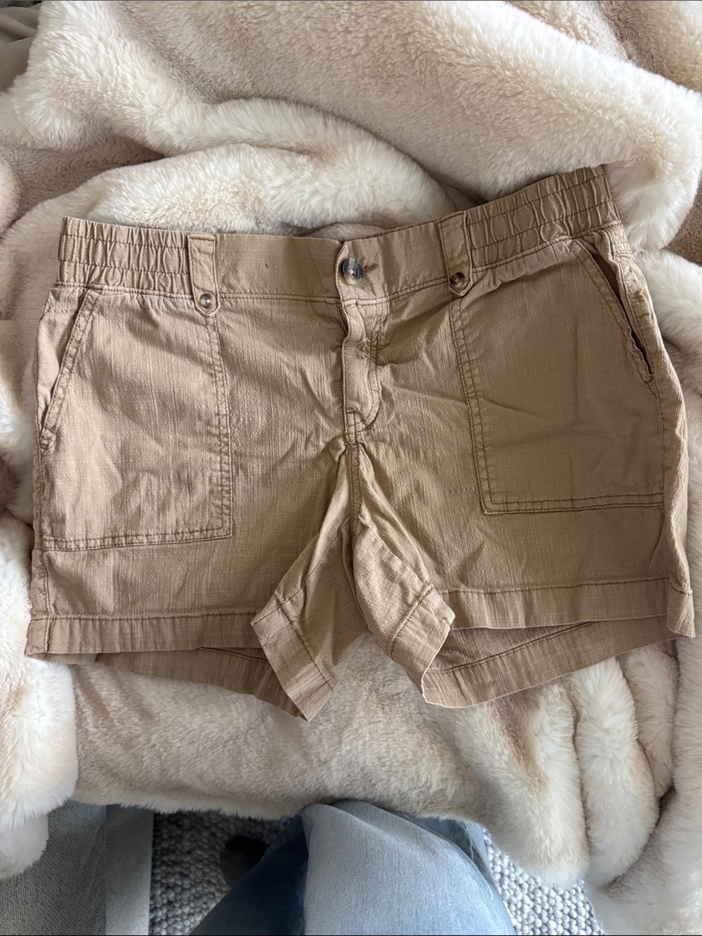 Sonoma Beige Elastic-Waist Patch Pocket Shorts